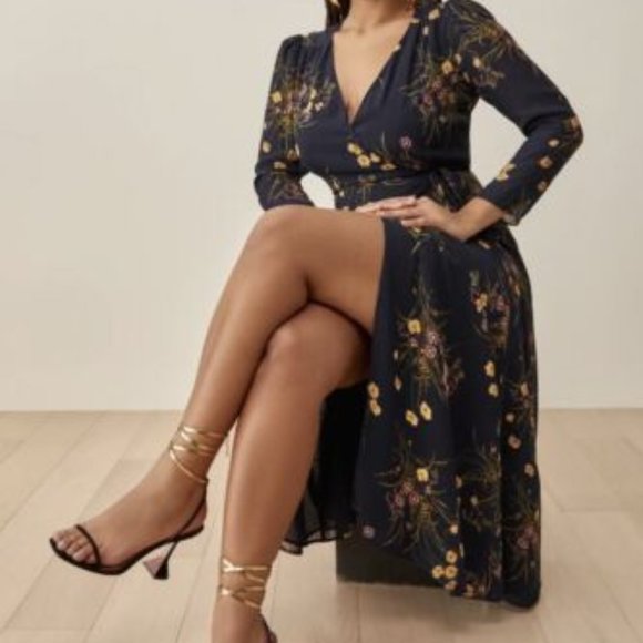 Reformation Dresses Nwt Reformation Melba Floral Wrap Midi Dress In Mademoiselle Small
